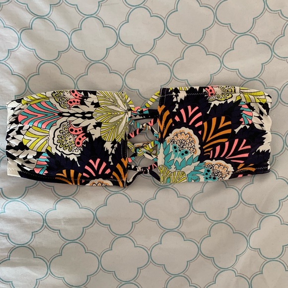 H&M Other - NWOT H&M bikini top